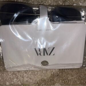 Zara size 4-5 sunglasses
